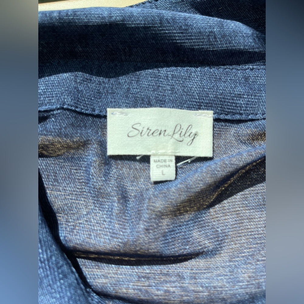 Siren Lily Sheer denim look button down blouse, size Large (0258) - Picture 6 of 6